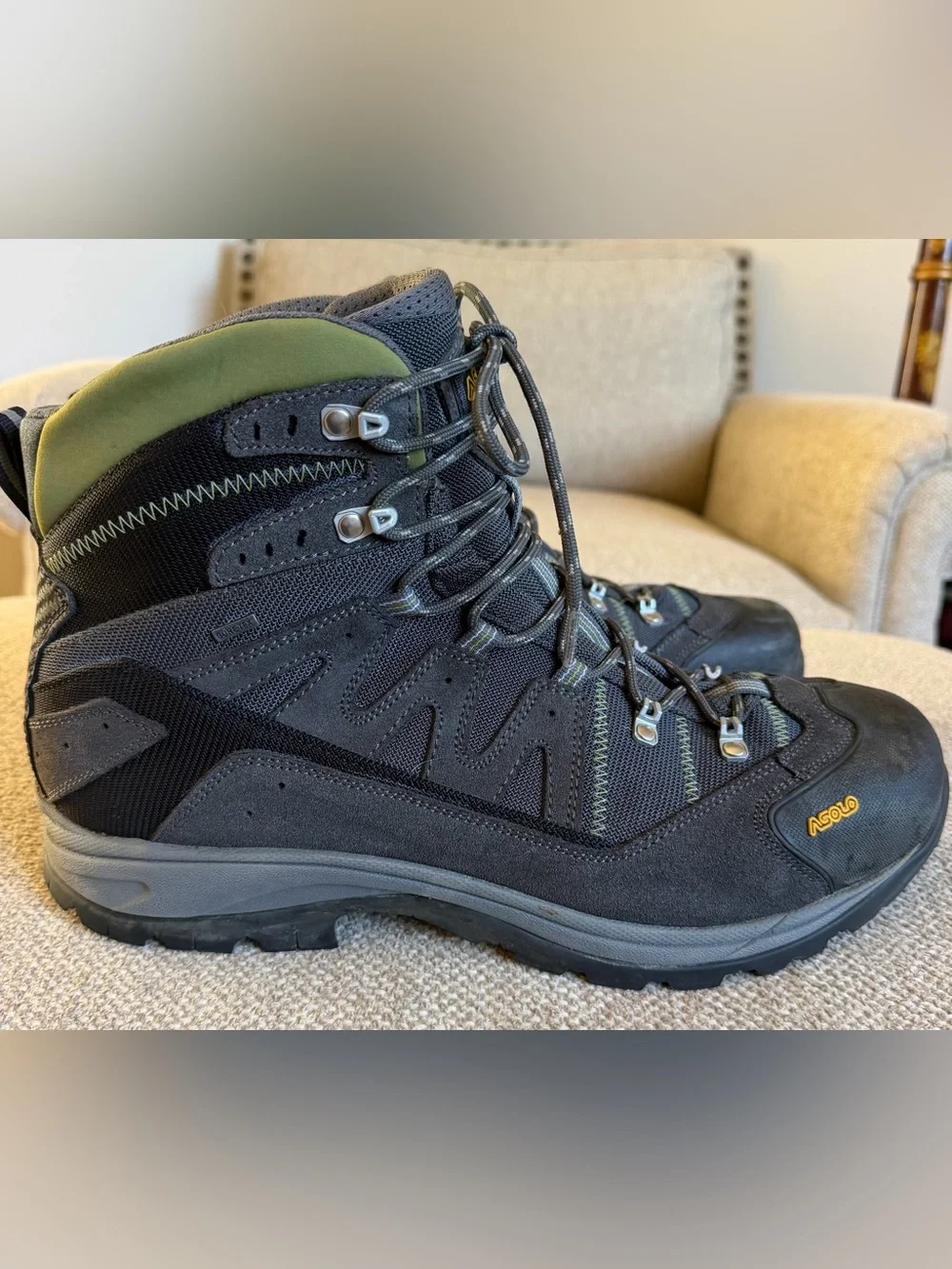 Asolo suede nylon